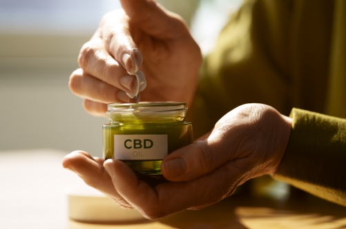 Les bienfaits du CBD : pourquoi et comment l’utiliser ?